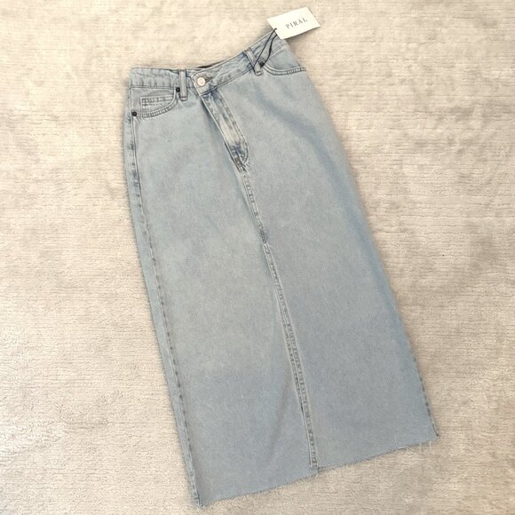 Light Blue Criss Cross Piral Denim Midi Skirt Size Small Front Slit WITH DEFECT - Picture 2 of 13